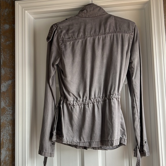 Gray Jacket - Picture 5 of 6